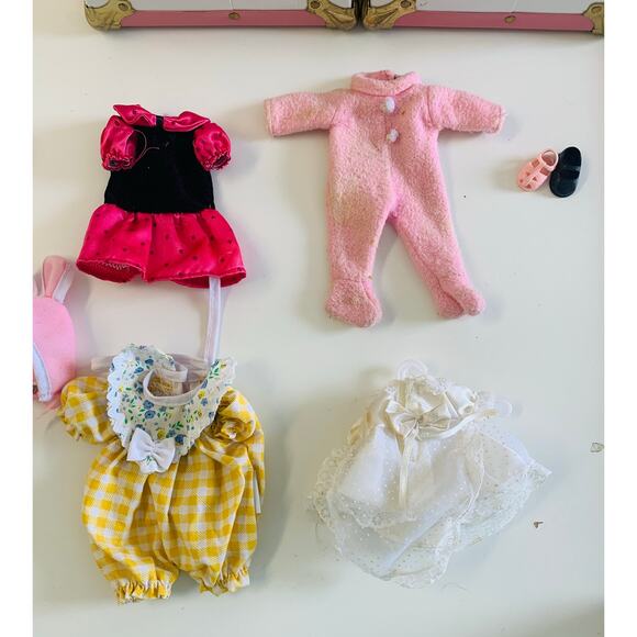 Ginny Doll, Trunk, and Clothing - Picture 3 of 10